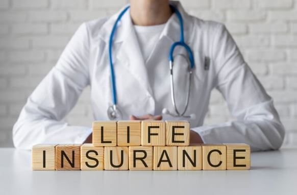 10 Factors That Will Affect Your Life Insurance Premium - New Age Insurance Brokers