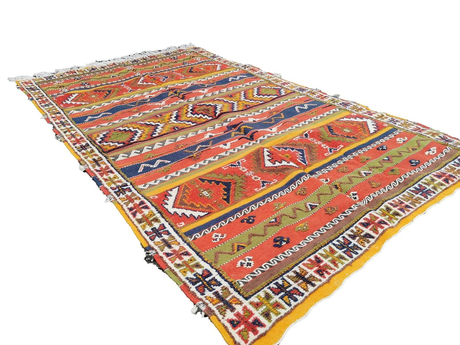 Discover the Beauty of Handmade Moroccan Berber Rugs